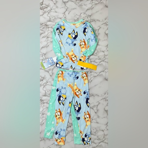Bluey Toddlers 2 piece Matching Set Tops & Bottoms Pijama set Size 4T - Picture 2 of 8